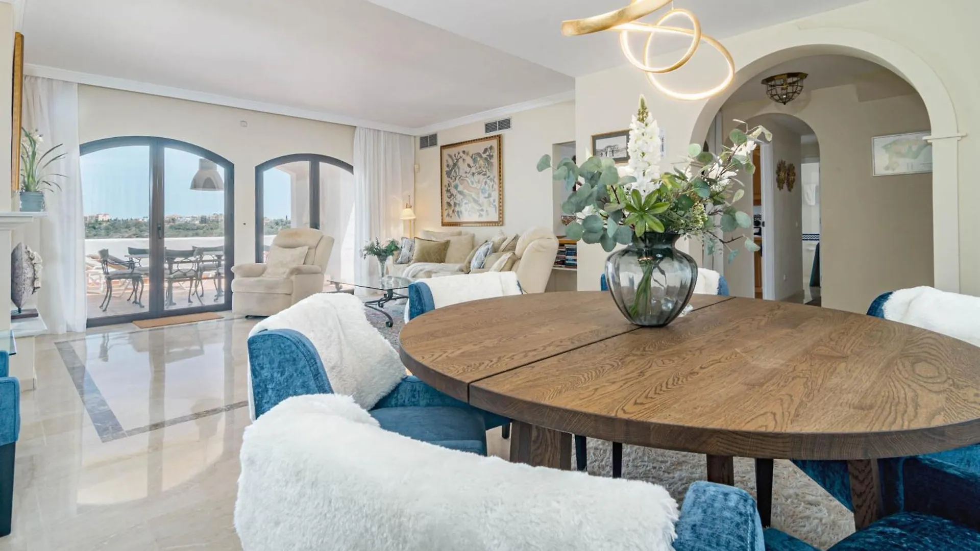 Lag - Spacious 3Br Townhouse With Private Jacuzzi Marbella Casa vacanze