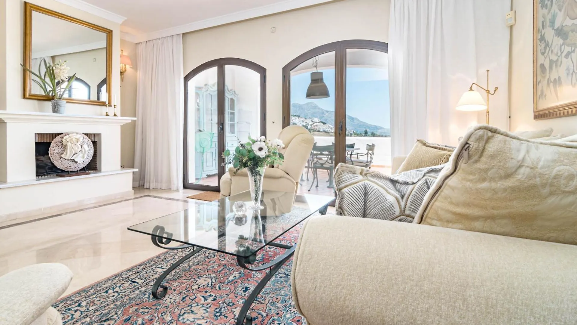 Holiday home Lag - Spacious 3Br Townhouse With Private Jacuzzi Marbella