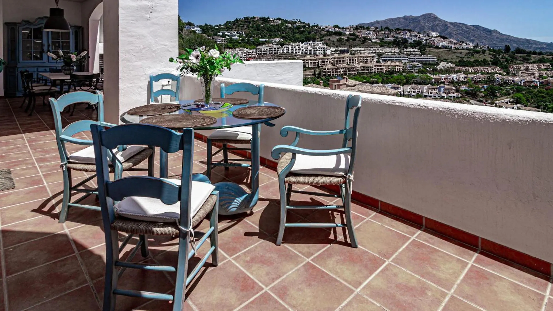 Lag - Spacious 3Br Townhouse With Private Jacuzzi Marbella Spain