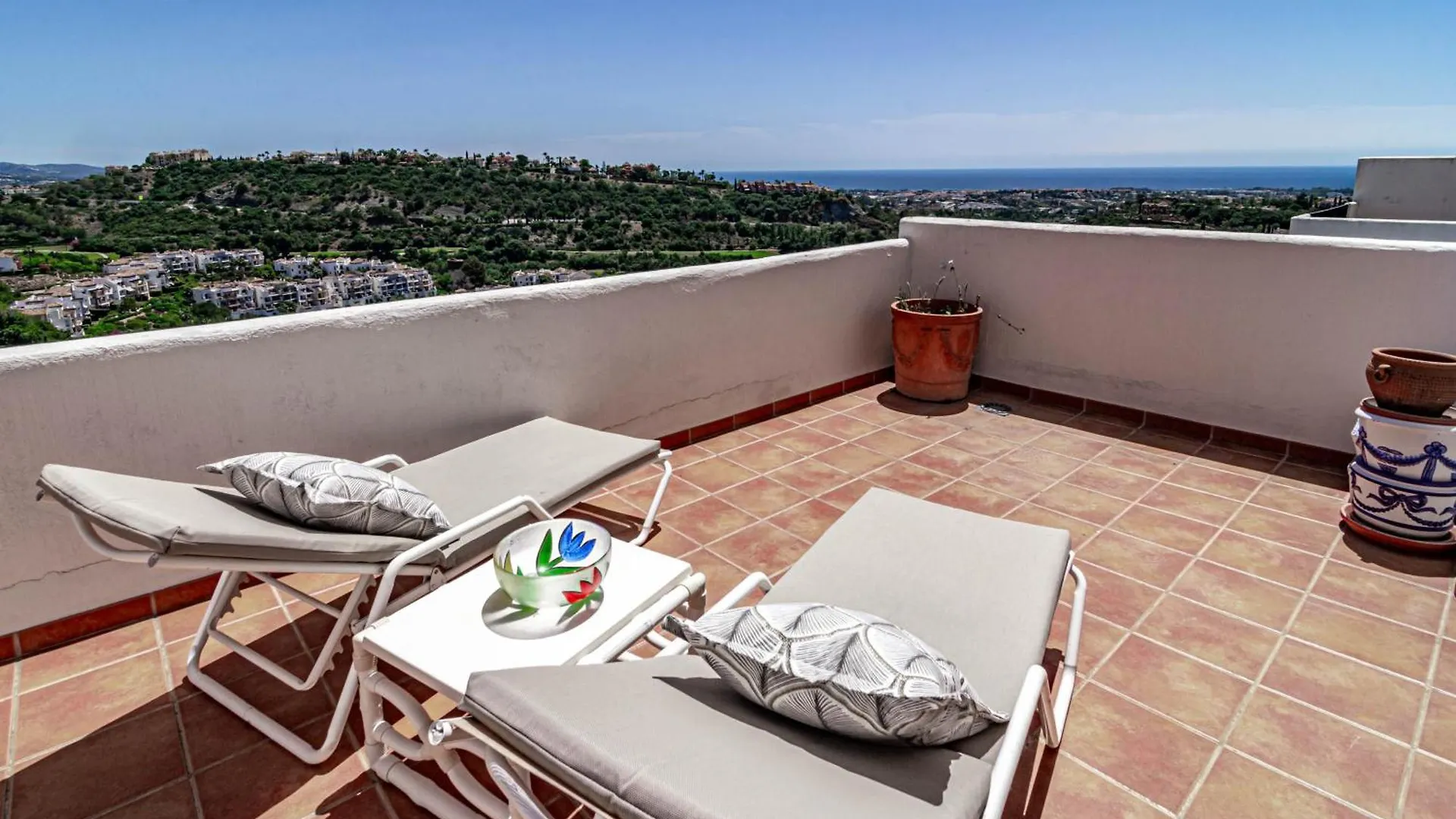 Lag - Spacious 3Br Townhouse With Private Jacuzzi Marbella