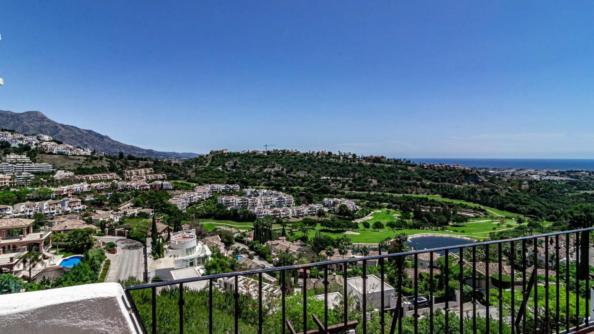 Lag - Spacious 3Br Townhouse With Private Jacuzzi Marbella