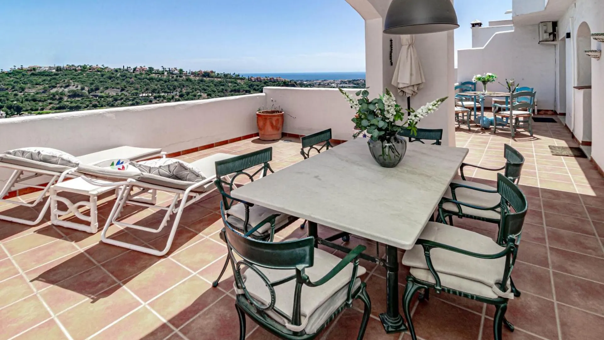 Lag - Spacious 3Br Townhouse With Private Jacuzzi Marbella 0*,